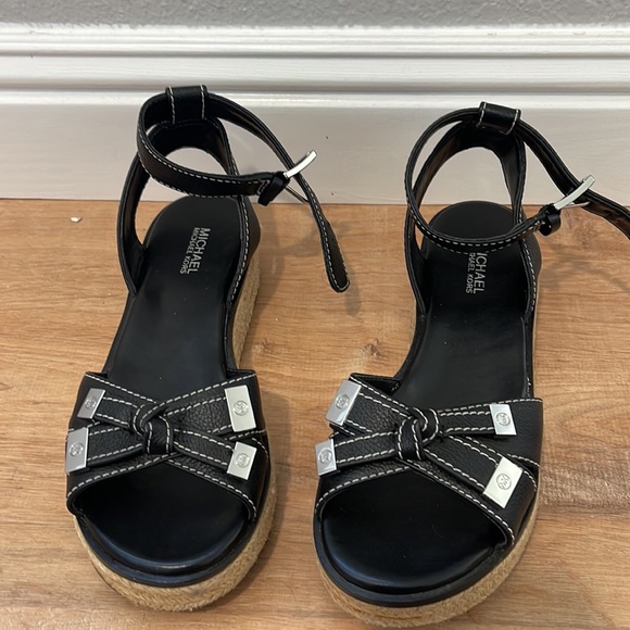 Michael Michael Kors sandals 36.5 - Picture 2 of 3